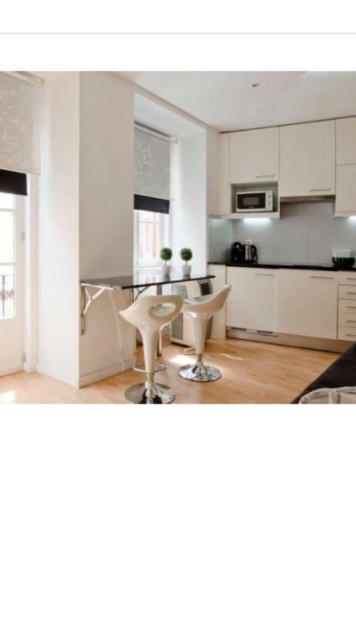 Apartment Beco Das Farinhas ลิสบอน ภายนอก รูปภาพ